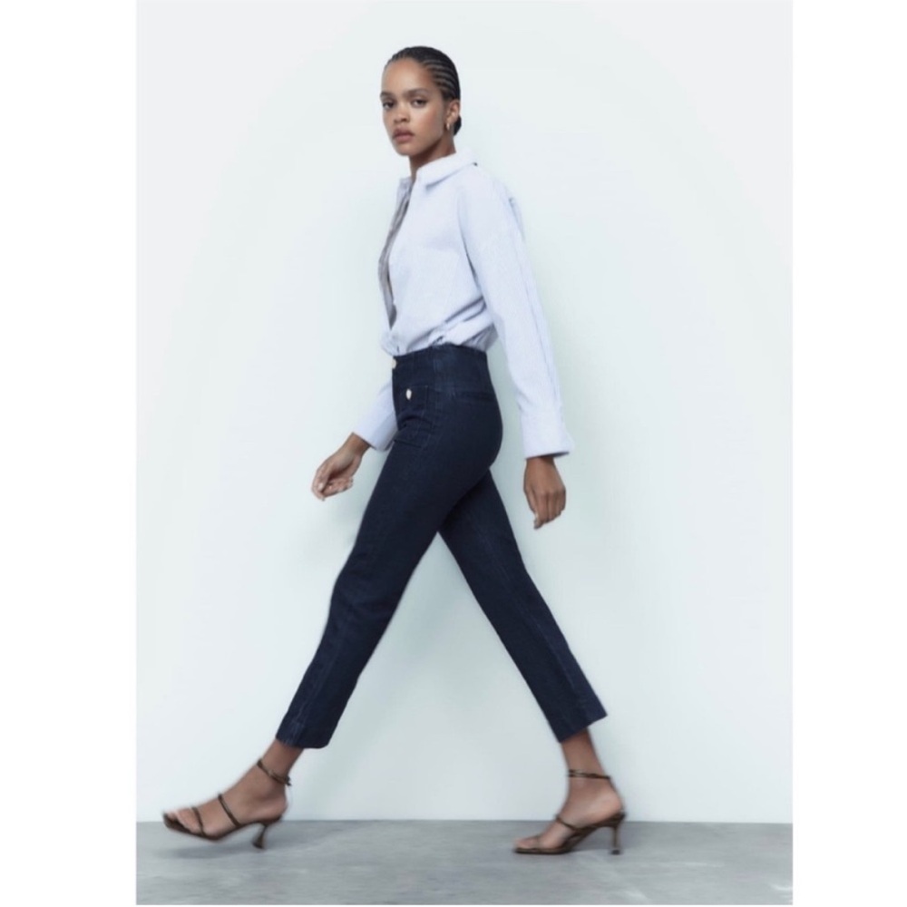 ZARA FRONT POCKET FLARED ANKLE LENGTH JEANS size 6 - Picture 4 of 12